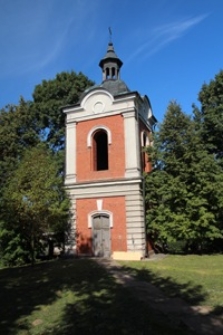Dzwonnica przy kościele p.w. św. Leonarda, ulica Kościelna 5 w Tyszowcach