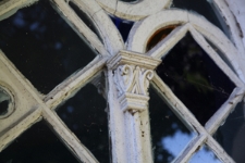 Detal architektoniczny wschodniej kapliczki przy kościele p.w. św. Leonarda w Tyszowcach