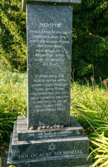 Pomnik pamięci ofiar masowych egzekucji w Litówce