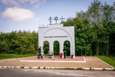 Pomnik we wsi Kołdyczewo