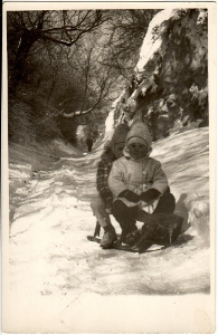 Zabawy dziecięce zimą