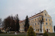 Pińsk, dawne kolegium jezuickie z XVIII wieku, obecnie Muzeum Polesia Białoruskiego, ulica Lenina 22