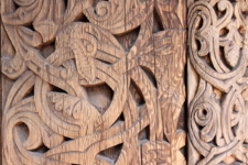 Detal snycerski z kościoła klepkowego z Gol w Hallingdal, Norsk Folkemuseum