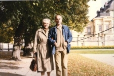 Adam Zagajewski z matką w Sztokholmie