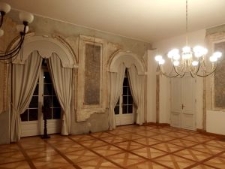 Fragment wnętrza pałacu w Bronicach