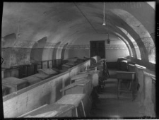 Słonim, wnętrze synagogi, babiniec