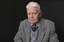 Teatr szkolny - Kazimierz Mitrut - fragment relacji świadka historii [WIDEO]