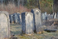 J&oacute;zef&oacute;w, cmentarz żydowski