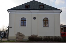 J&oacute;zef&oacute;w, synagoga