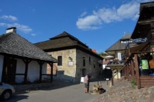 Synagoga w Kazimierzu Dolnym, widok z Małego Rynku