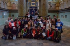 The participants of the on-road training on the cross-border route of Shtetl Routes in the Łańcut synagogue