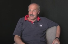 W doświadczeniach nad pszczolami bazujemy na naszej pasiece doświadczalnej w Felinie - Jerzy Demetraki-Paleolog - fragment relacji świadka historii [WIDEO]