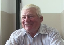 Na opłatek dajemy ząbek czosnku i łyżkę miodu, to jest tradycja od dziadka - J&oacute;zef Bańka - fragment relacji świadka historii [WIDEO]