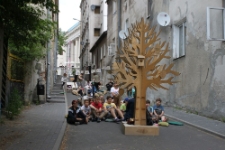 "Drzewo opowieści" na lubelskim Żmigrodzie
