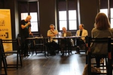 "Słowa są wolne", dyskurs poetycki w Bramie Grodzkiej