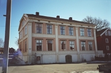 Dom przy ulicy Kirkestredet 8 w Larvik