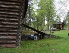 Stodoła ze Støvern, datowana na 1596 rok, skansen w Sigdal, gmina Sigdal, hrabstwo Buskerud, wschodnia Norwegia