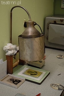Lampa w zakładzie fotograficznym Renaty Sarnowskiej