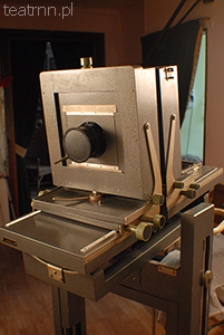 Prz&oacute;d aparatu Globica w atelier fotograficznym Renaty Sarnowskiej