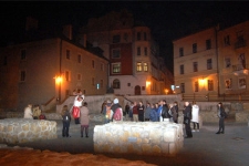 Rozpoczęcie wydarzenia Misterium Dzwonu na Placu po Farze