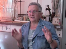 Technologia produkt&oacute;w pszczelich - Elżbieta Gajowiak - fragment relacji świadka historii [WIDEO]