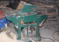 Maszyna mechaniczna do obr&oacute;bki drewna