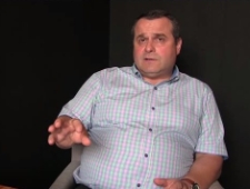 Zainwestowałem pieniądze w badania pszcz&oacute;ł, kt&oacute;re prowadziłem razem z Arturem Arszułowiczem - Mariusz Gagoś - fragment relacji świadka historii [WIDEO]