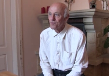 Smak plastra miodu - Adam W&oacute;jcik - fragment relacji świadka historii [WIDEO]