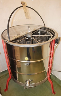 Wir&oacute;wka elektryczna koszowa