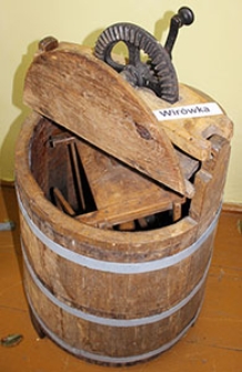 Wir&oacute;wka drewniana