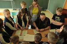 Warsztaty "Miód i nie tylko - produkty pracy pszczół i ich wykorzystanie na przestrzeni wieków" w Szkole Podstawowej nr 40 w Lublinie