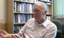 Profesor Leon Kaczmarek świetnie potrafił wykorzystywać swoje umiejętności - Jerzy Bartmiński - fragment relacji świadka historii [WIDEO]