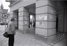 Plakaty wyborcze na Krakowskim Przedmieściu w Lublinie