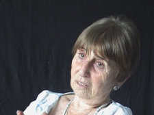 Ucieczka do Warszawy - Irith Hass - fragment relacji świadka historii [WIDEO]