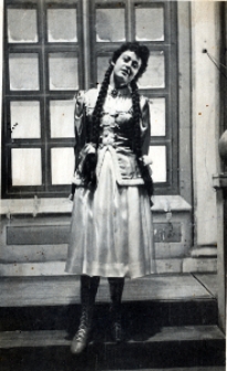 Helena Szaciłowska jako Jadwiga w operze "Straszny dw&oacute;r"