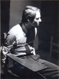 Stefan Szaciłowski w czasie spektaklu "Obłęd"