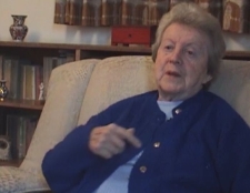 Spacery po Krakowskim Przedmieściu - Sara Grinfeld - fragment relacji świadka historii [WIDEO]