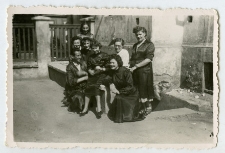 Pracownicy księgarni przy ulicy Szopena