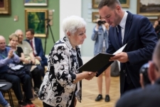 Neta Żytomirska-Avidar - wręczenie medalu 700-lecia Lublina - inauguracja Zjazdu Lublinerów