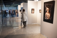 Wystawa fotografii Tal Schwartz - Lalki z Majdanka